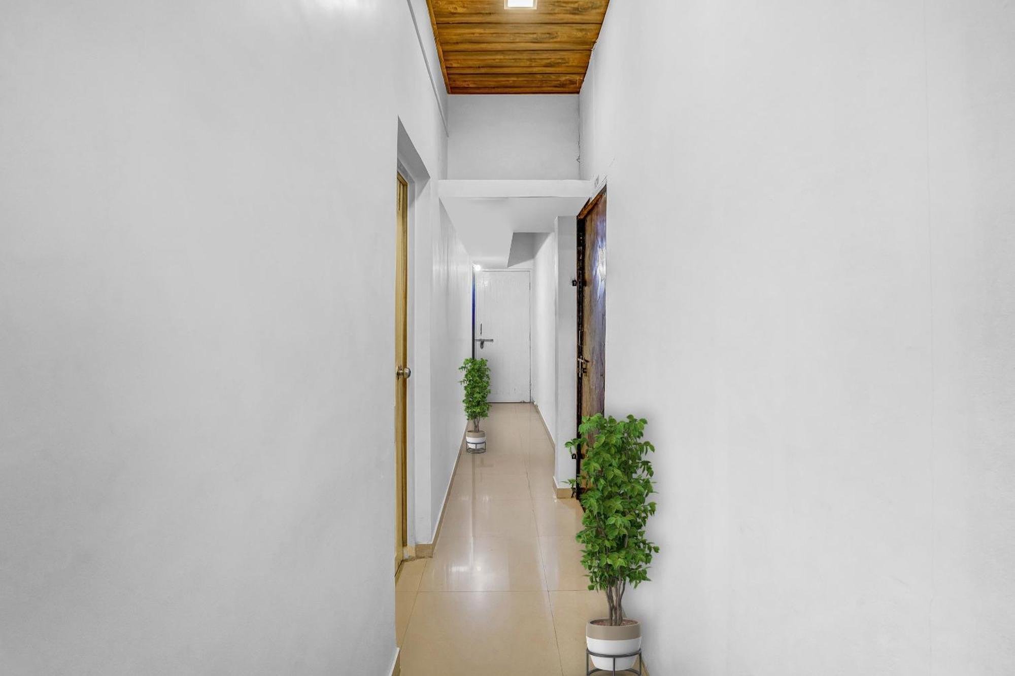 Spot On Jayesh Guest House Нашик Екстер'єр фото
